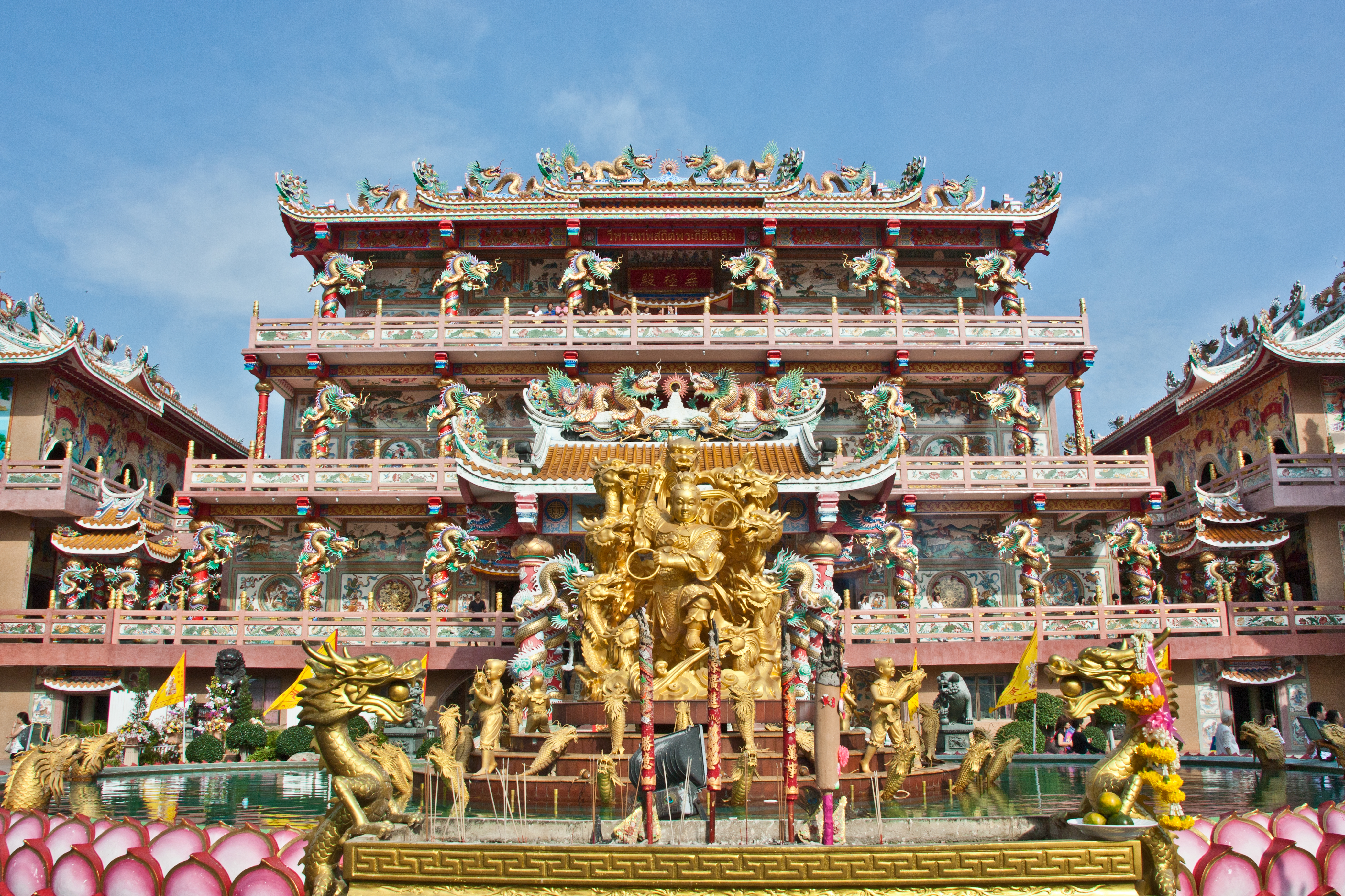 Thep Sathit Phra Kitti Chalerm Temple